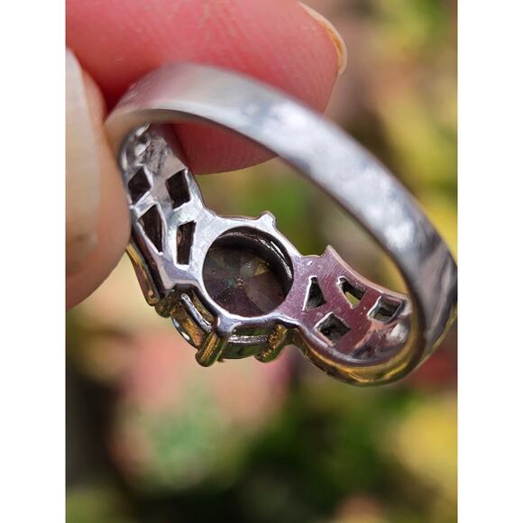 Vintage Mystic Topaz, Cubic Zirconia and Sterling Silver Ring, Size 7 - Picture 7 of 7